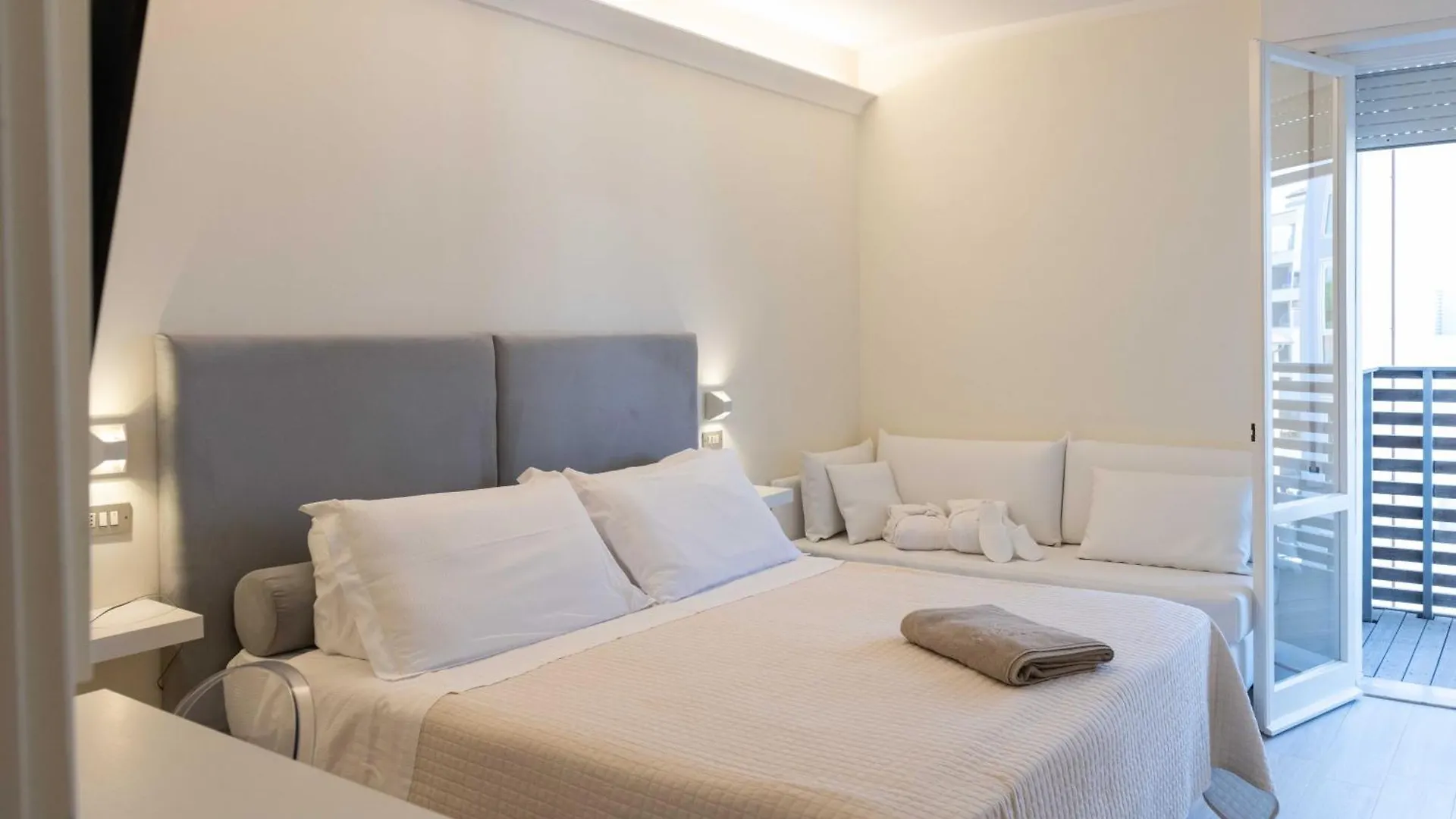 Kiss Beachfront Hotel & Restaurant Cervia